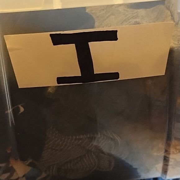 Soft Surrounding | V Neck Ribbed Knit Sweater Medium - Picture 7 of 7